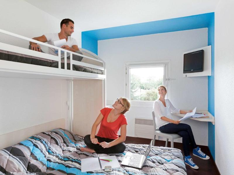 Hotelf1 Lyon Sud Oullins Renove 외부 사진